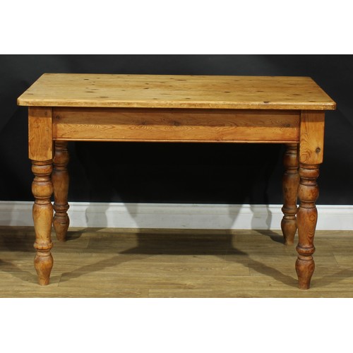 103 - A Victorian style pine farmhouse kitchen dining table, 76.5cm high, 122cm long, 77cm wide; three cha... 