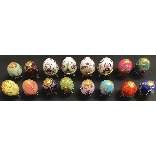 1432 - Franklin Mint, House of Faberge, Imperial Egg Collection - a collection of twelve miniature eggs; et... 