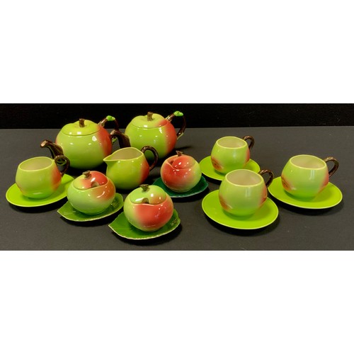 194 - Carlton ware novelty apple shaped tea service for four comprised of two tea pots, four tea cups/sauc... 