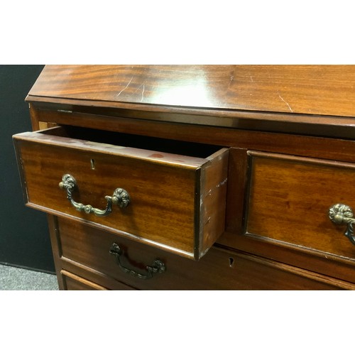 259 - An early 20th century mahogany bureau, c.1925