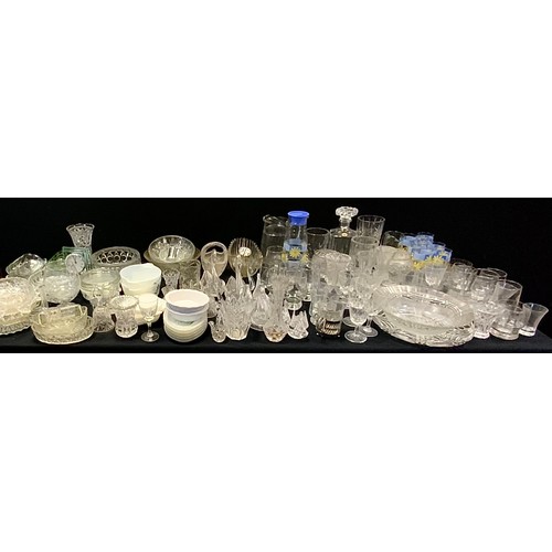 262 - Glass - 1970s lemonade set;  oven to table ware inc pyrex Mallards, oval fish dishes, vases, bowls, ... 