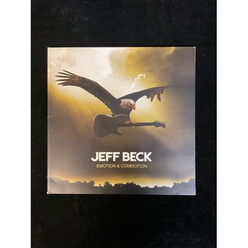 416 - Vinyl Records, LP's - Jeff Beck - Emotion & Commotion - ATCO Records - 8122-79811-1 (1)