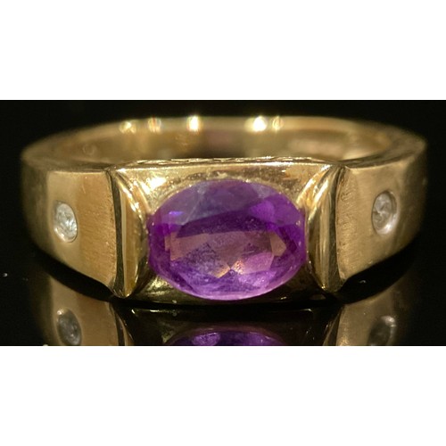 453 - A 9ct gold amethyst and diamond ring, oval amethyst, between tapering diamond inset shoulders, 9ct g... 