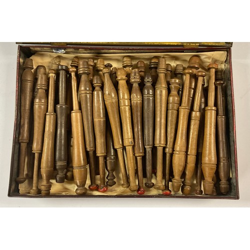 182 - A collection of late 19th/early 20th century turned treen lace makers' bobbins, in a Pascall confect... 