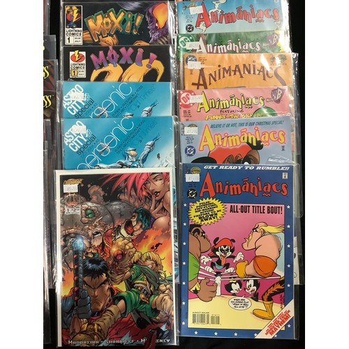 267 - A large collection of modern comics including DC, Dynamite, Image, Lightening Comics including title... 