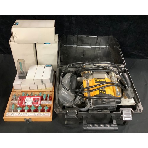 393 - A DeWalt Variable Speed Router, DW625Ek, PAT tested, carry case with accessories, straight cutters, ... 