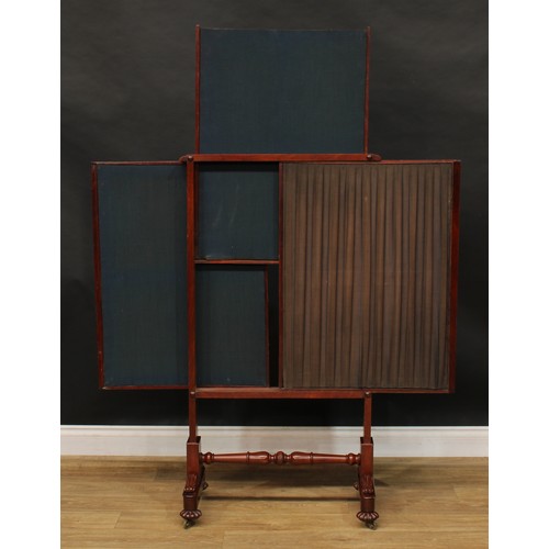 2307 - A William IV mahogany extendable fire screen, 121.5cm high, 66cm wide, the banner 56cm wide, c.1835