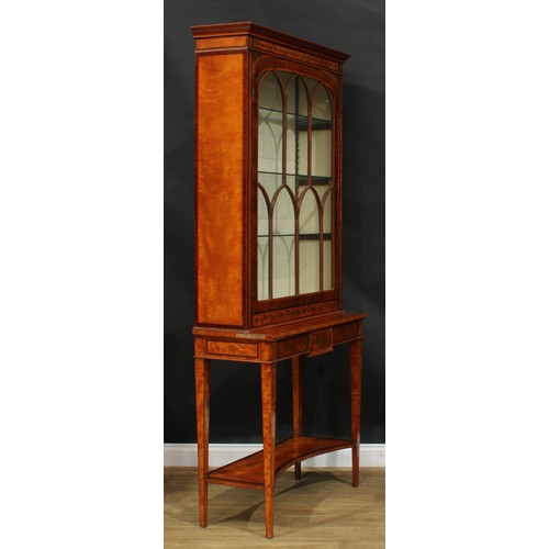 2254 - A Sheraton Revival mahogany crossbanded satinwood and marquetry display cabinet on stand, moulded co... 