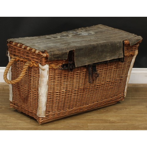 2071 - Militaria - a British World War II wicker military supply pannier, hinged cover with canvas top cove... 