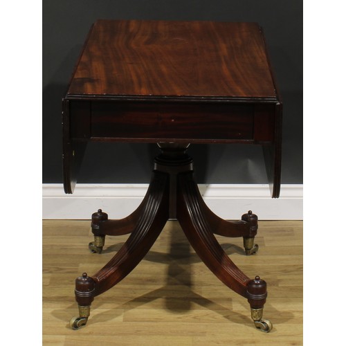 2489 - A George IV mahogany Pembroke table, possibly Scottish, rounded rectangular top with reeded edge and... 