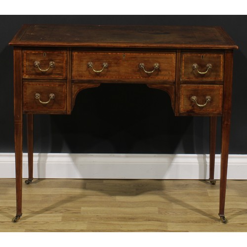 2394 - An Edwardian Sheraton Revival satinwood crossbanded mahogany desk, rectangular top with inset tooled... 