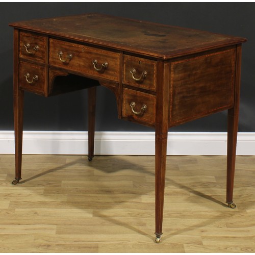 2394 - An Edwardian Sheraton Revival satinwood crossbanded mahogany desk, rectangular top with inset tooled... 