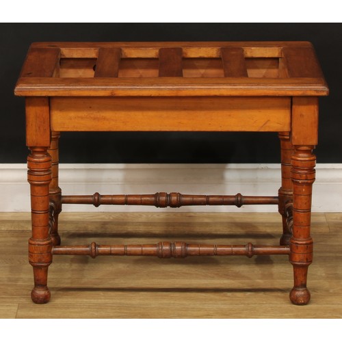 1849 - A late Victorian luggage stand, slatted rectangular top, turned legs and stretchers, 48.5cm high, 65... 