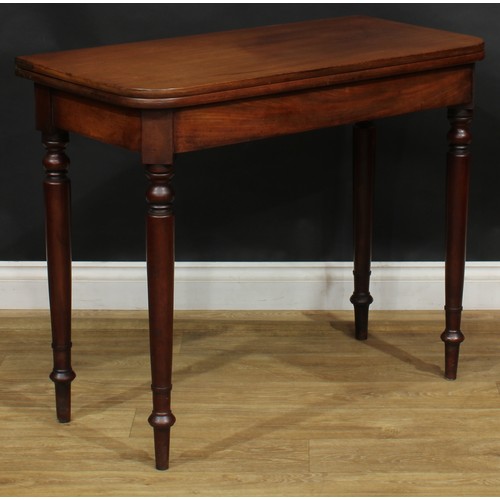 2486 - A George IV mahogany D-shaped tea table, hinged top above a deep frieze, turned legs, 76cm high, 93c... 