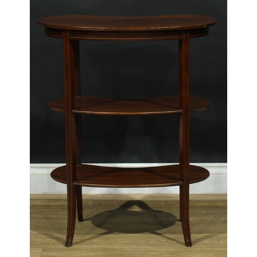 2476 - A George III Revival mahogany kidney shaped étagère, each plateau outlined with boxwood stringing, 7... 