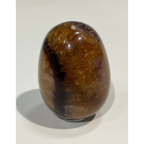 2315 - A 19th century Derbyshire blue John egg shaped desk weight of specimen, 4.5cm long