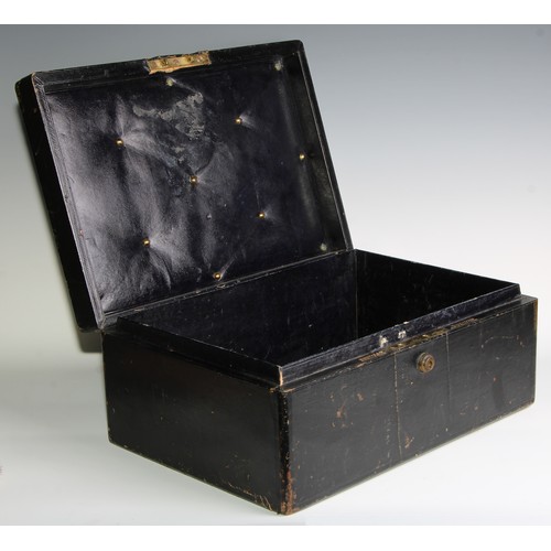 2606 - A Victorian tooled and gilt morocco leather rectangular government despatch box, the hinged cover wi... 