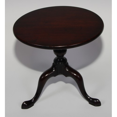 2460 - A George III mahogany miniature tripod occasional table, circular tilting top, turned baluster pilla... 