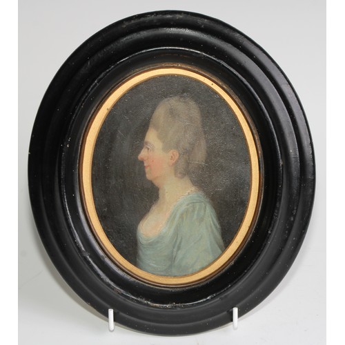 517 - English School (18th century)
Portrait of a Lady
oil on copper, oval, 14.5cm x 11cm