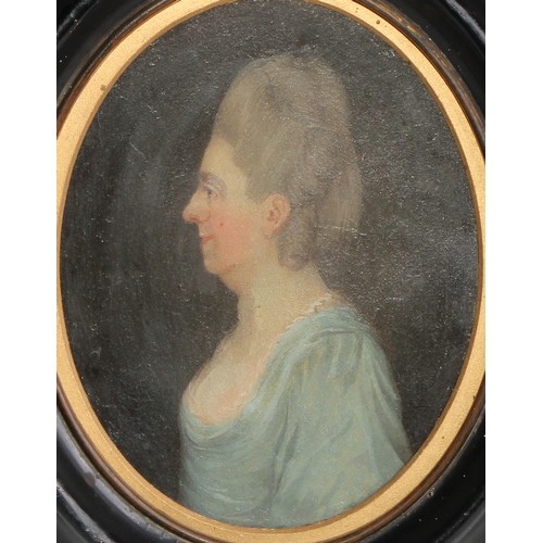 517 - English School (18th century)
Portrait of a Lady
oil on copper, oval, 14.5cm x 11cm