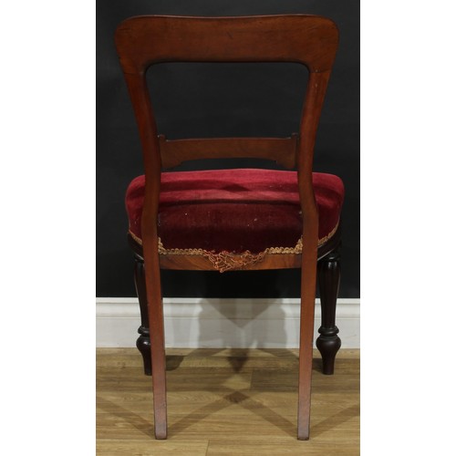 2554 - A set of six George IV Yorkshire mahogany bar-back dining chairs, by Thomas Feetam, Hull (1810–40), ... 