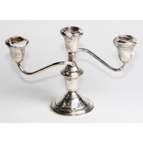 1008 - A pair of American silver three-light table candelabra, bell shaped sconces, circular bases, 24.5cm ... 