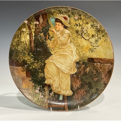 69 - An Aesthetic Movement circular charger, painted by Dona C Wheatcroft, The Foxes Mother, with Victori... 