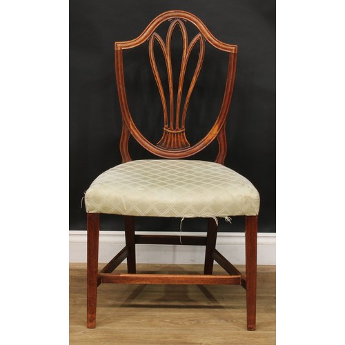 2377 - A set of four Hepplewhite Revival mahogany dining chairs, each splat pierced and carved as Gothic tr... 