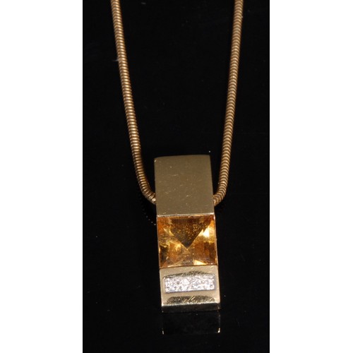 1478 - An 18ct gold citrine and diamond rectangular pendant, the square step cut citrine above four channel... 