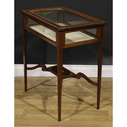 1888 - An Edwardian satinwood crossbanded mahogany bijouterie table, hinged top with a border of alternatin... 