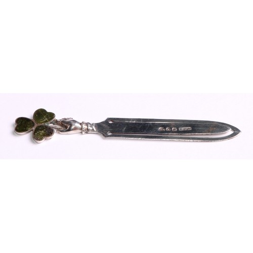 1243 - Signopaginophilia - a Victorian silver novelty bookmark, the moss agate set terminal as an Irish sha... 