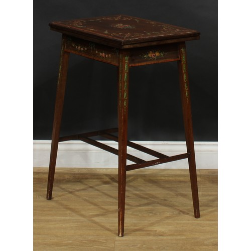 2560 - A Sheraton Revival satinwood crossbanded and painted mahogany card table, hinged top enclosing a bai... 