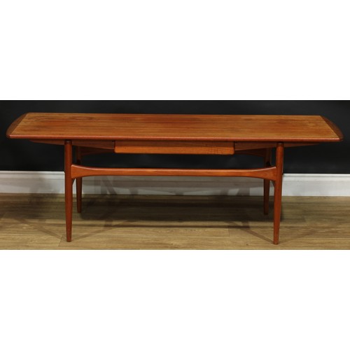 2064 - Mid-century Design - a Danish teak coffee table, by Arrebo Møbler, probably designed by Andreas Hans... 