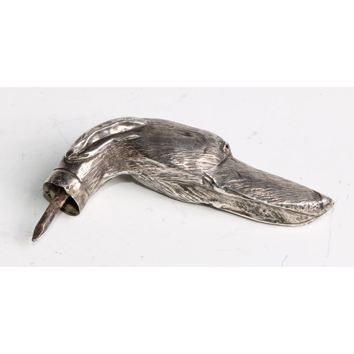 1156 - An Edward VII silver walking cane handle as a lurcher or greyhounds head, glass eyes, 8cm long, Lond... 