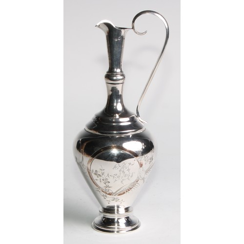 1048 - A Russian silver ewer, engraved in the Aesthetic Movement taste with birds and flowering branches, l... 