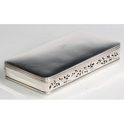 1194 - An unusual George IV silver rounded rectangular box, hinged cover, the sides pierced with meandering... 