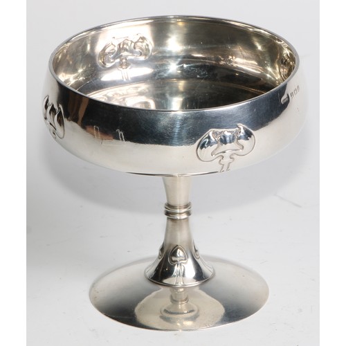 1136 - An Art Nouveau silver pedestal sweetmeat bowl, sparingly embossed with stylised organic forms, knopp... 