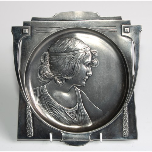 2624 - A WMF silver plated wall plaque, 28cm; another similar 22.5cm (2)