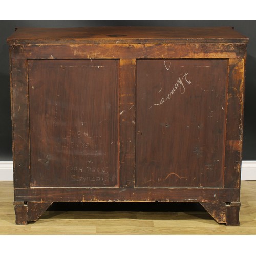 2462 - A George III mahogany serpentine chest, slightly oversailing top above four long graduated drawers, ... 