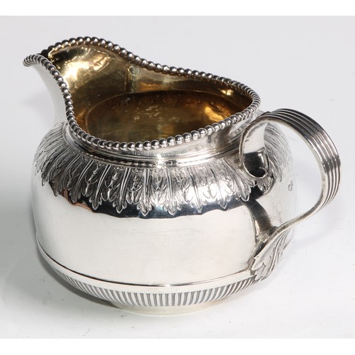 1004 - A late Victorian/Edwardian silver six piece Cape pattern tea and coffee service, comprising teapot, ... 