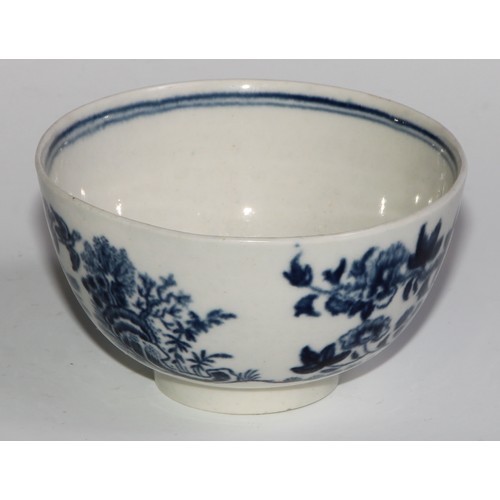 152 - A Worcester Fence pattern tea bowl, transfer printed in tones of underglaze blue, 8cm diam, crescent... 