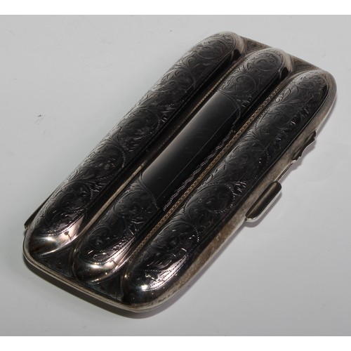 976 - A George V silver rounded rectangular three-section cigar case, bright-cut engraved with scrolling f... 