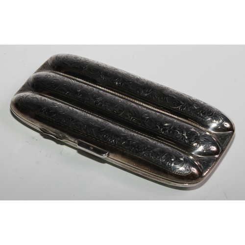 976 - A George V silver rounded rectangular three-section cigar case, bright-cut engraved with scrolling f... 