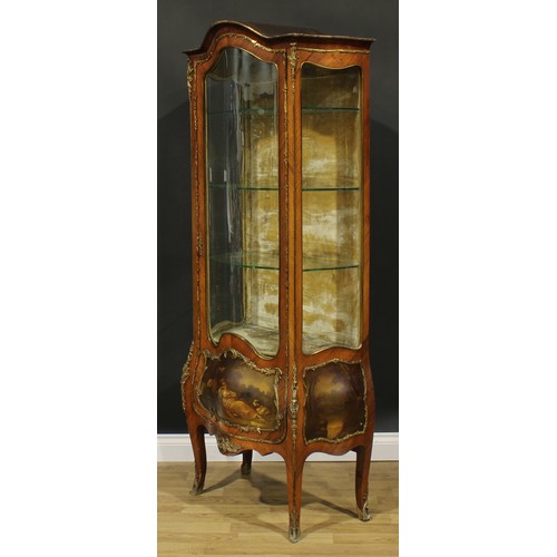 2518 - A Louis XV Revival gilt metal mounted and vernis Martin vitrine, chapeau de gendarme top above a thr... 