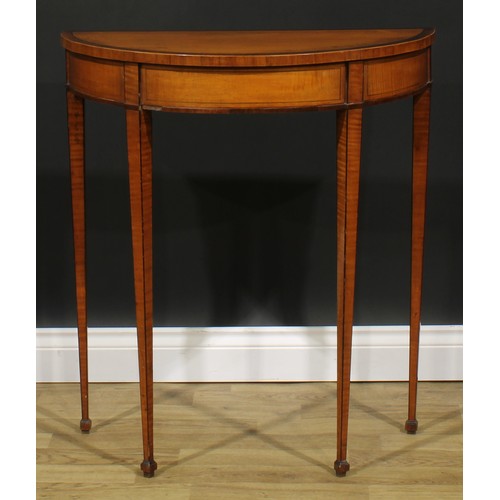 2252 - A Sheraton period satinwood demilune side table, crossbanded fiddleback top, tapered square legs, bl... 