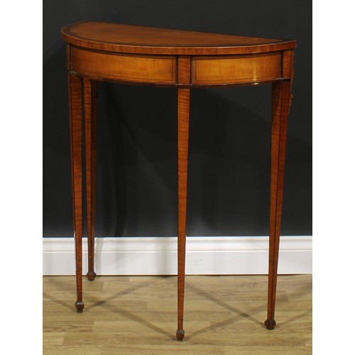 2252 - A Sheraton period satinwood demilune side table, crossbanded fiddleback top, tapered square legs, bl... 