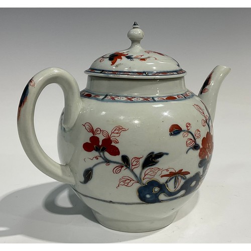 176 - A rare Liverpool Imari globular teapot and cover, decorated in underglaze blue and overglaze red, pi... 