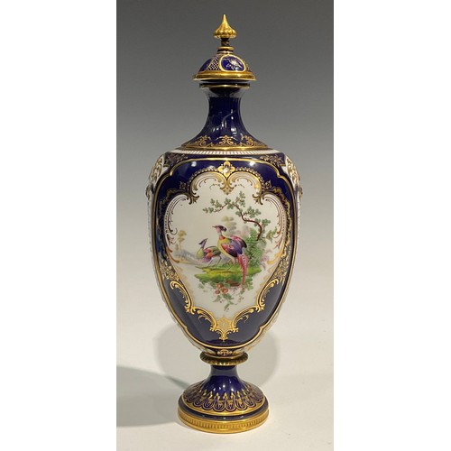 200 - A Royal Worcester ovoid pedestal vase and cover, in the manner of George Johnson, painted with a car... 