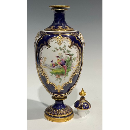 200 - A Royal Worcester ovoid pedestal vase and cover, in the manner of George Johnson, painted with a car... 