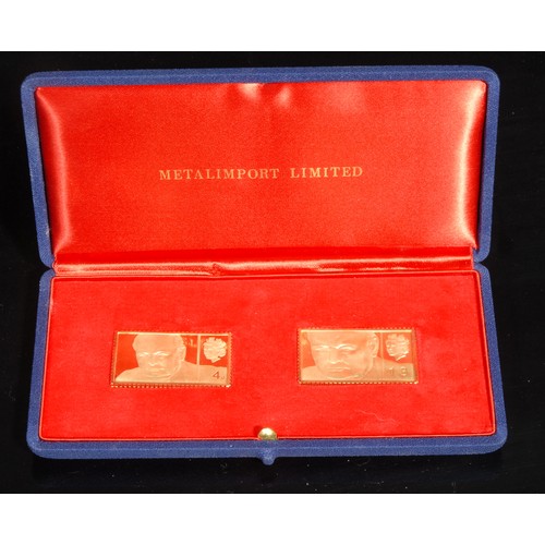 1417 - A pair of 18ct gold Sir Winston Churchill stamp replicas, numbered 3446 and 3423, 4.2cm wide 40g, ca... 